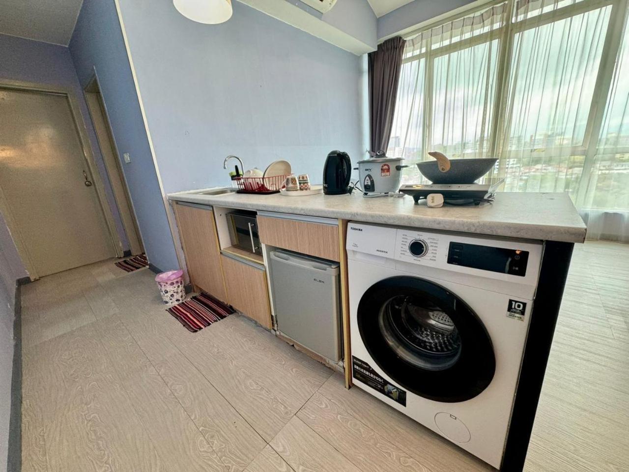 Sa Sutera Avenue Homestay Opposite Imago Kk Kota Kinabalu Exteriör bild