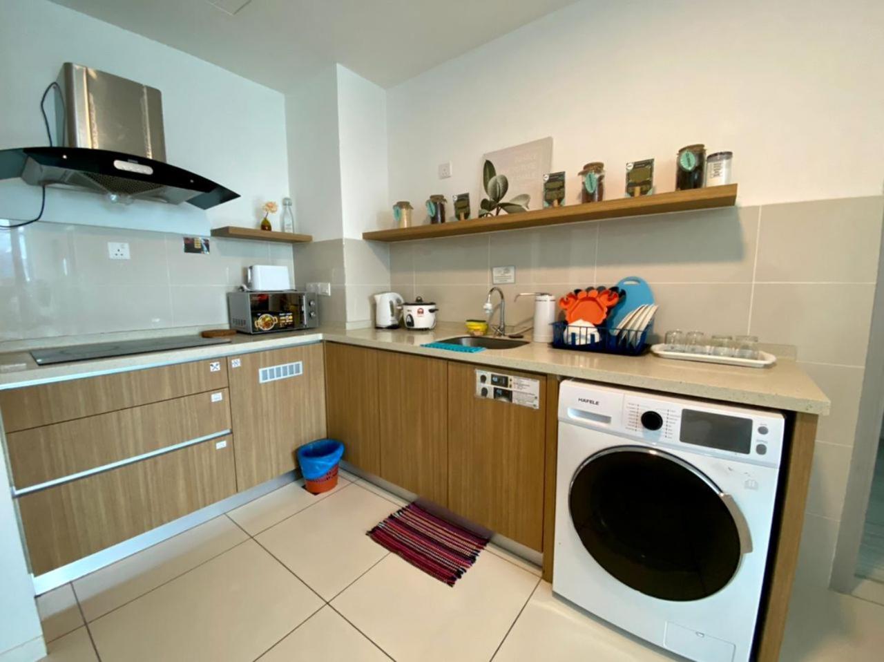 Sa Sutera Avenue Homestay Opposite Imago Kk Kota Kinabalu Exteriör bild